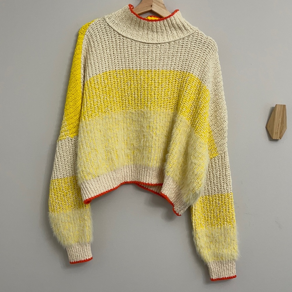 Free people cropped oversize sweater